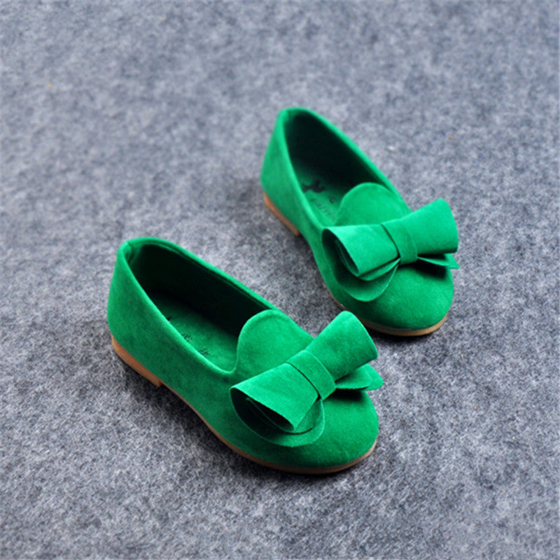 أحذية صغيرة من جلد الغزال للفتيات - سوق وان جملة